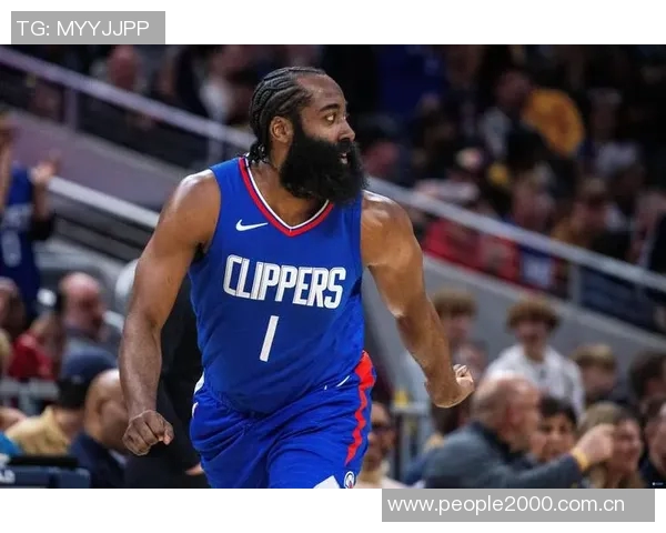 哈登成为NBA历史首位持有两个球队单场得分纪录的球员